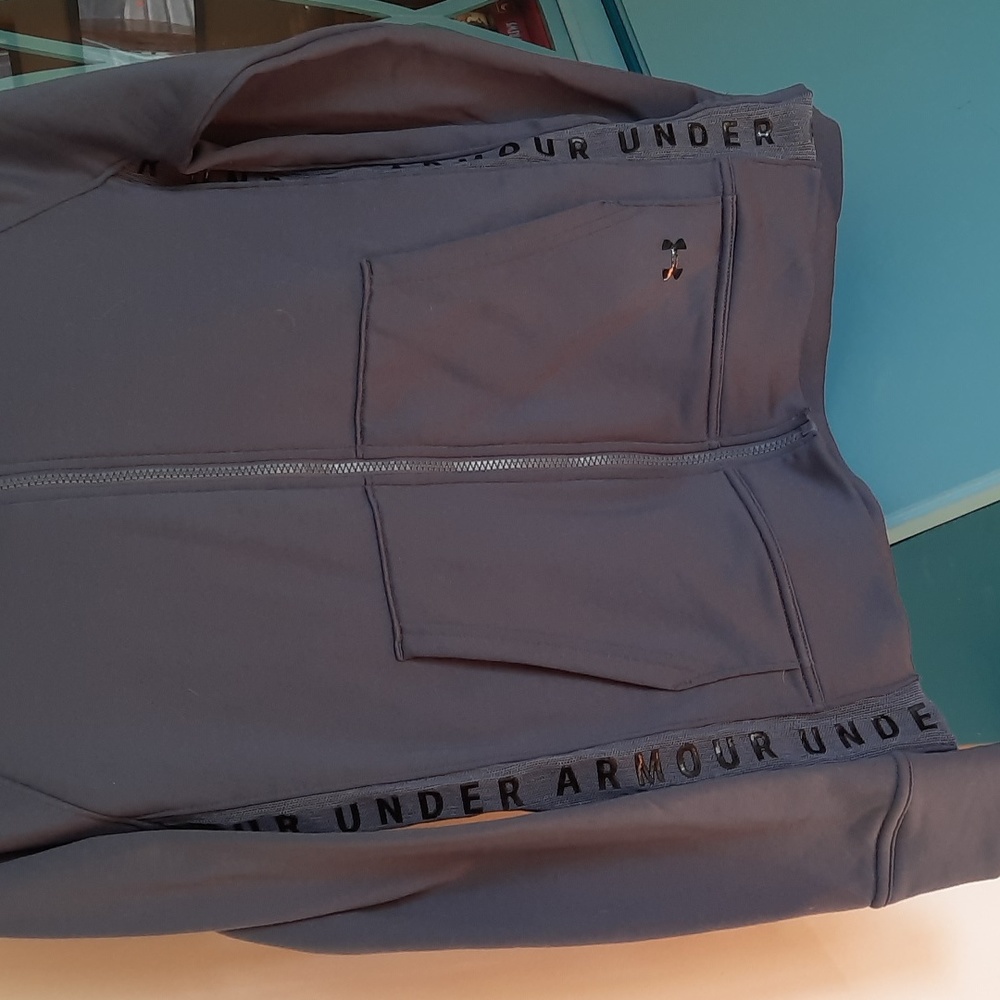 Woman's performance jacket - Picture 2 of 6